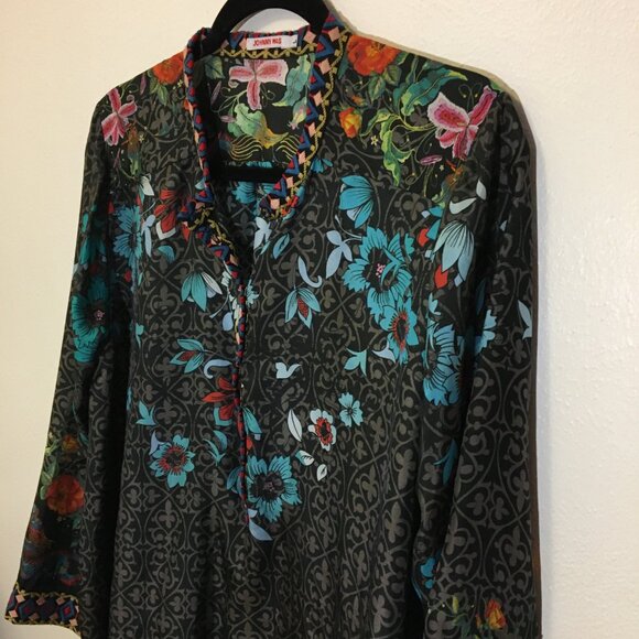 Johnny Was Kennedy Silk Embroidered Tunic Top Blouse Dragons Floral Artsy (IB) - Picture 11 of 16
